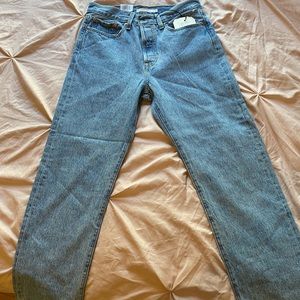 Levi mom jeans
